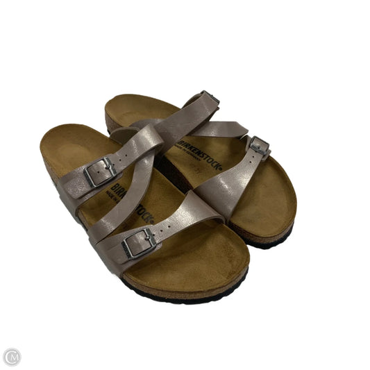 Sandals Flats By Birkenstock In Cream, Size: 9