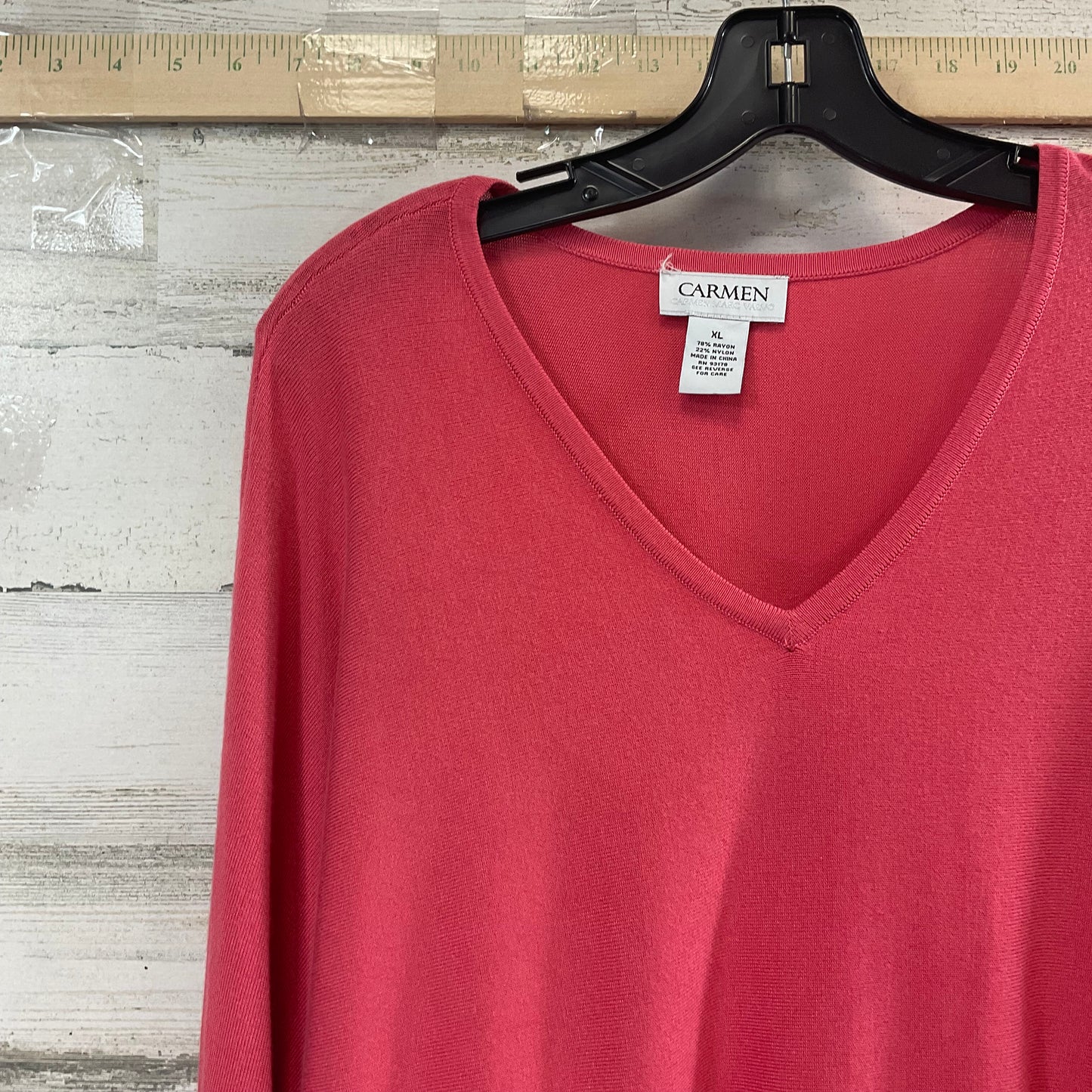 Top Long Sleeve By Carmen By Carmen Marc Valvo In Red, Size: Xl