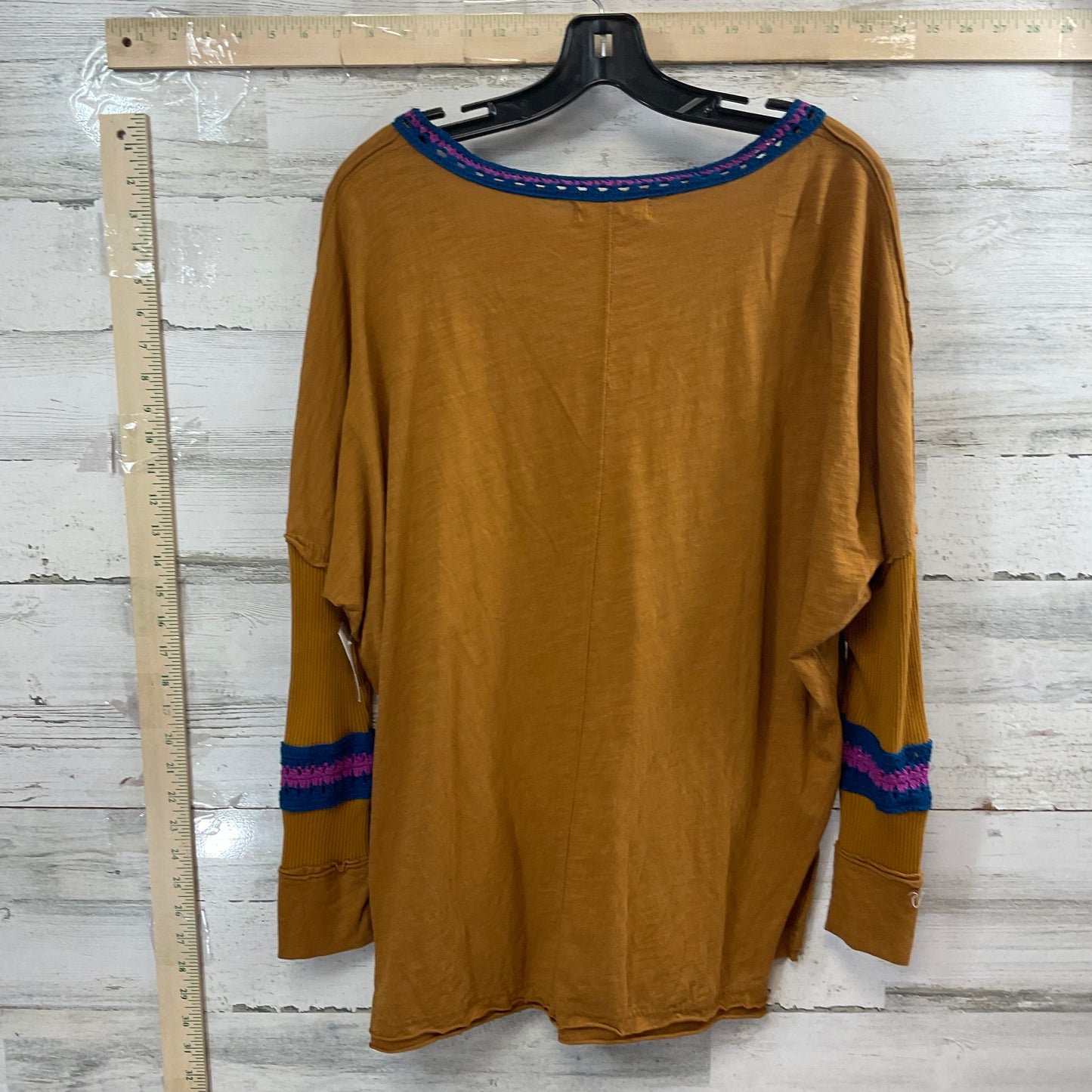 Top Long Sleeve By Natural Life In Brown, Size: Xs