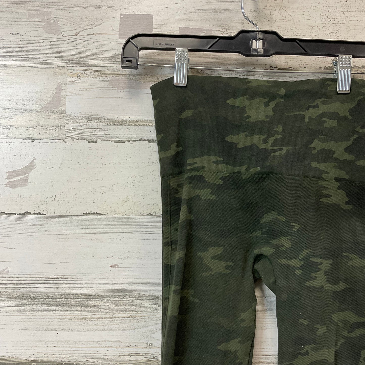 Pants Leggings By Spanx In Camouflage Print, Size: S