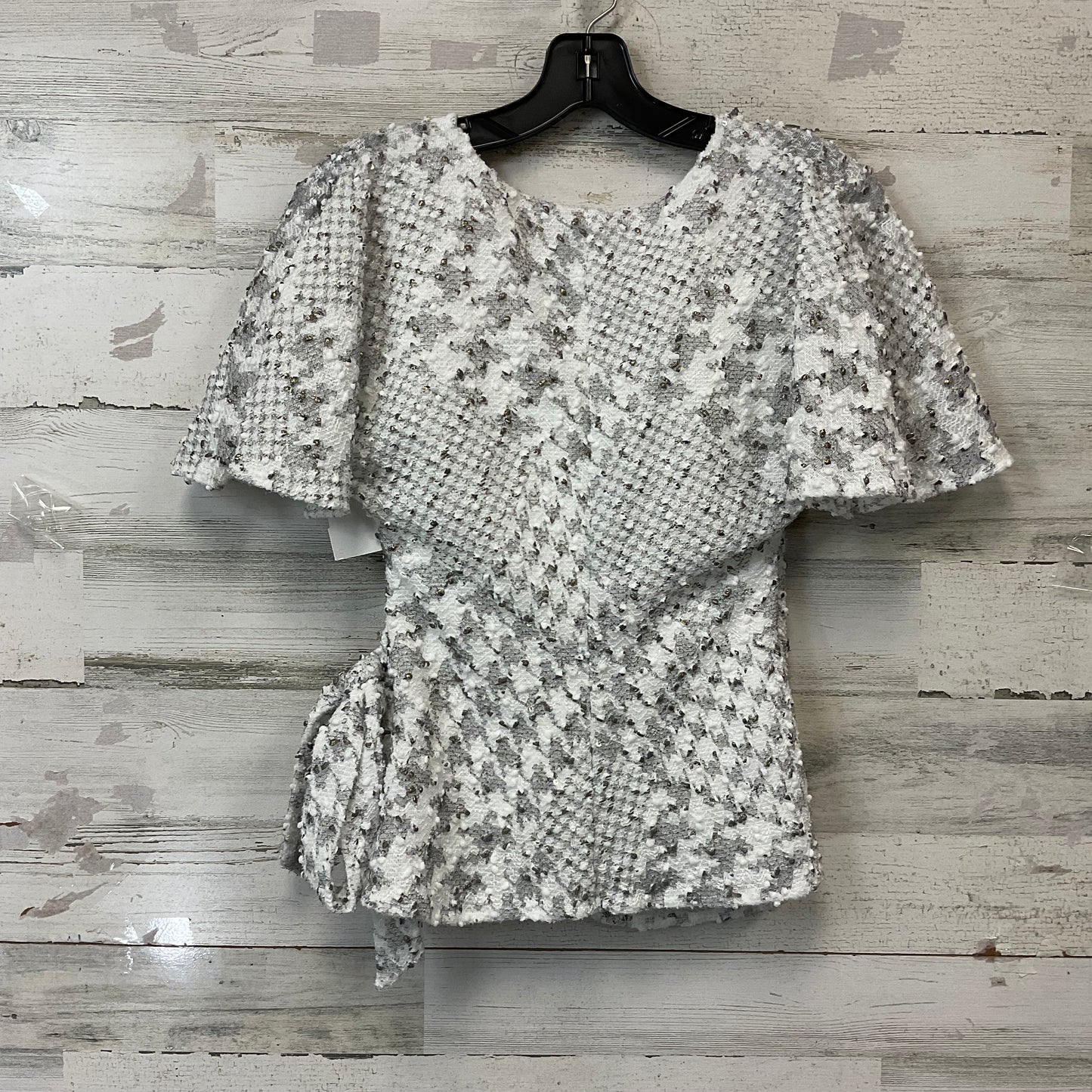 Top Short Sleeve By Eva Franco In Grey, Size: Xs