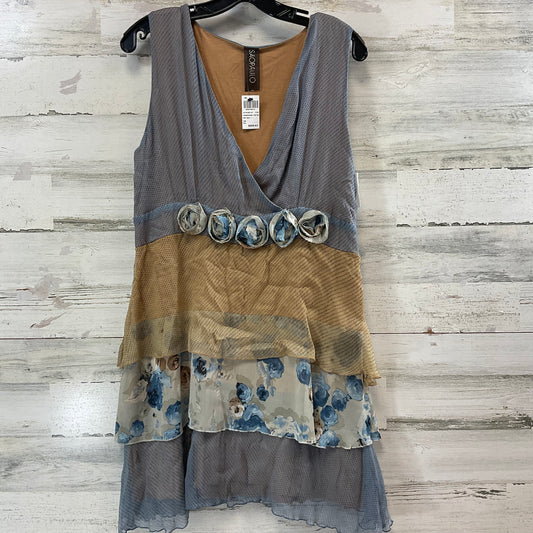 Dress Casual Short By Clothes Mentor In Grey, Size: L