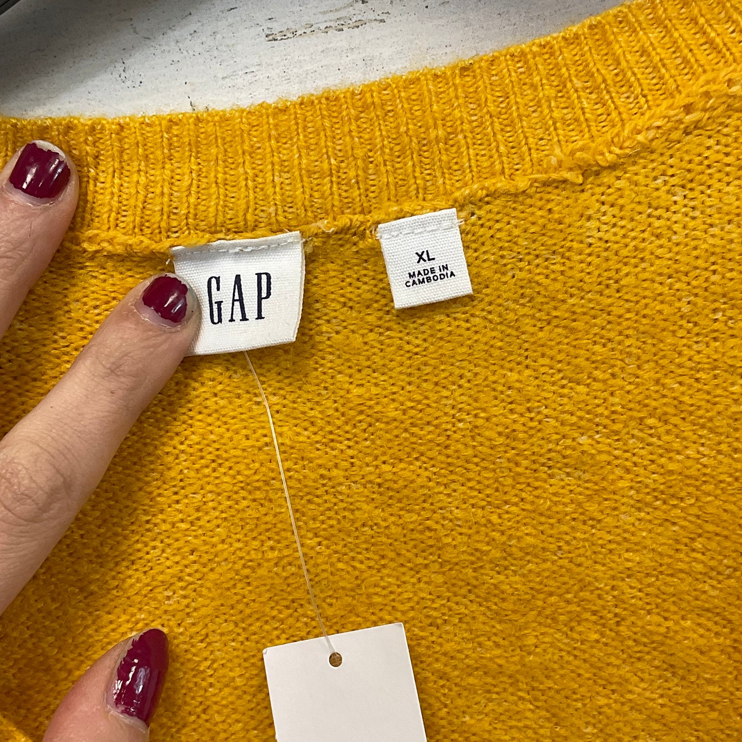 Sweater By Gap In Yellow, Size: Xl