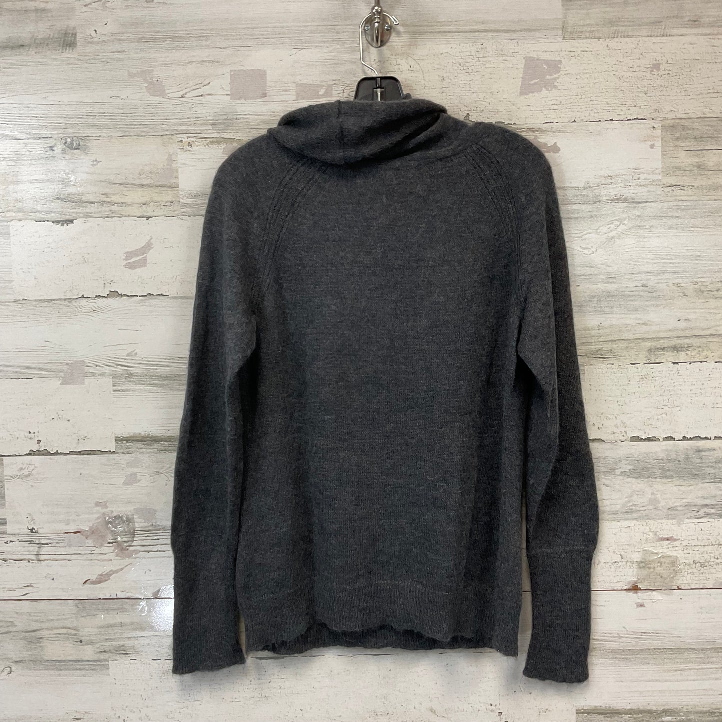 Sweater By Peruvian Connection In Grey, Size: L