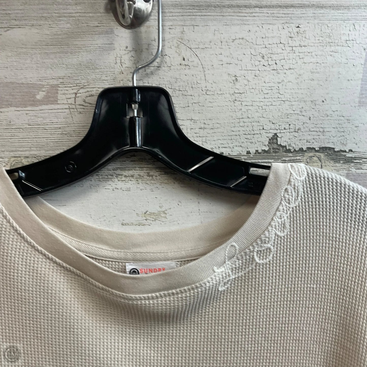 Top Long Sleeve By Evereve In Tan, Size: S