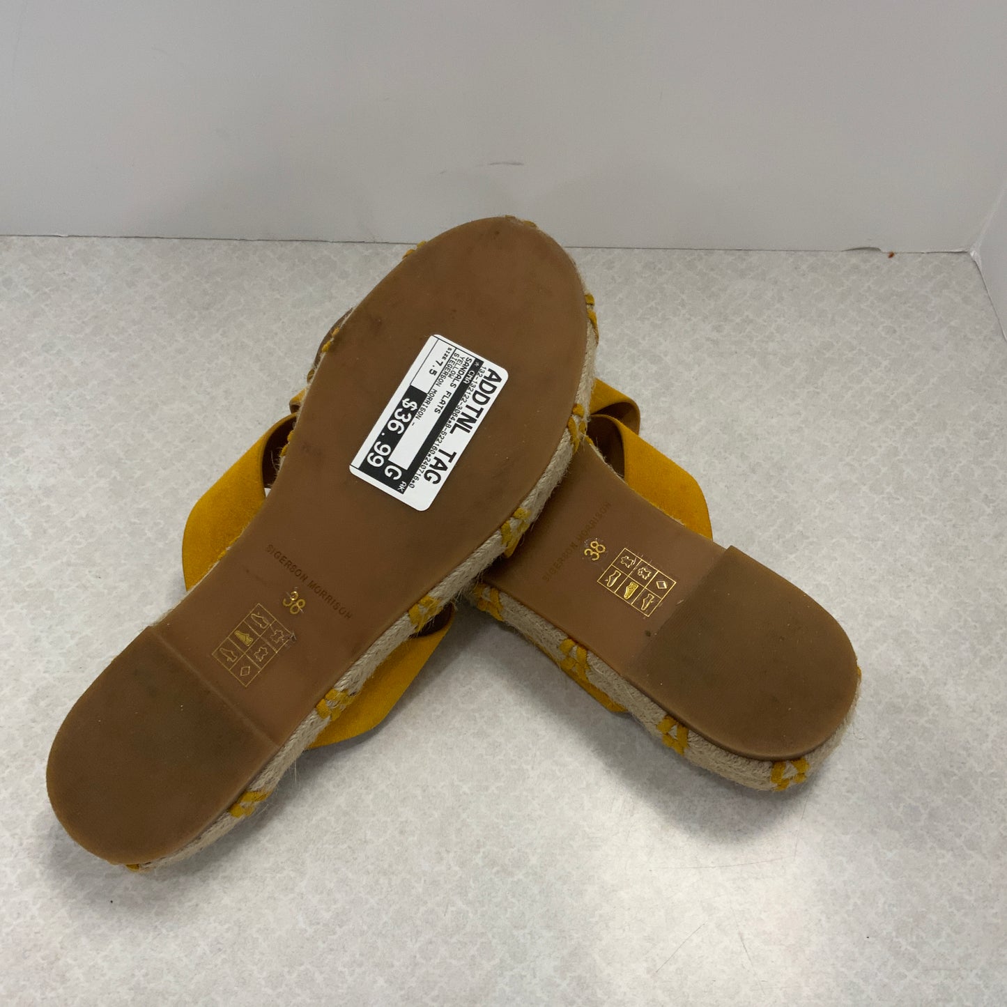 Yellow Sandals Flats Siegerson Morrison, Size 7.5