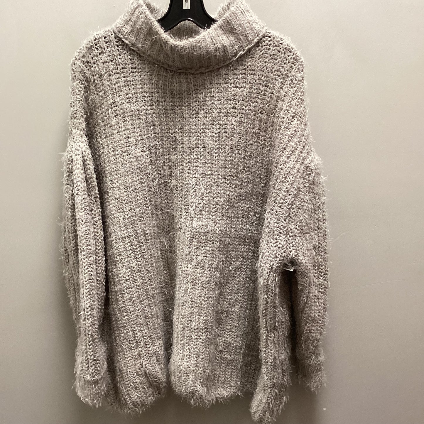 Sweater By Free People In Grey, Size: Xs