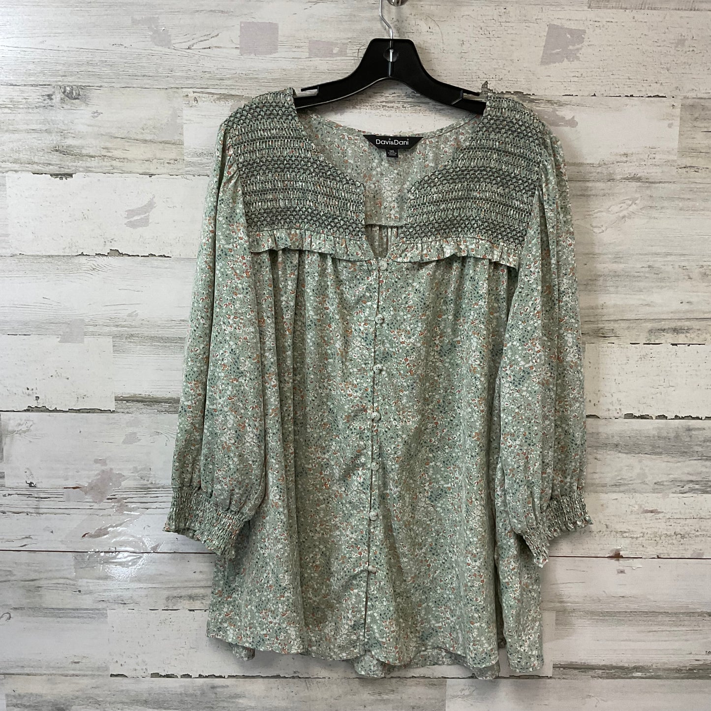 Top Long Sleeve By Davi & Dani In Green, Size: 1x