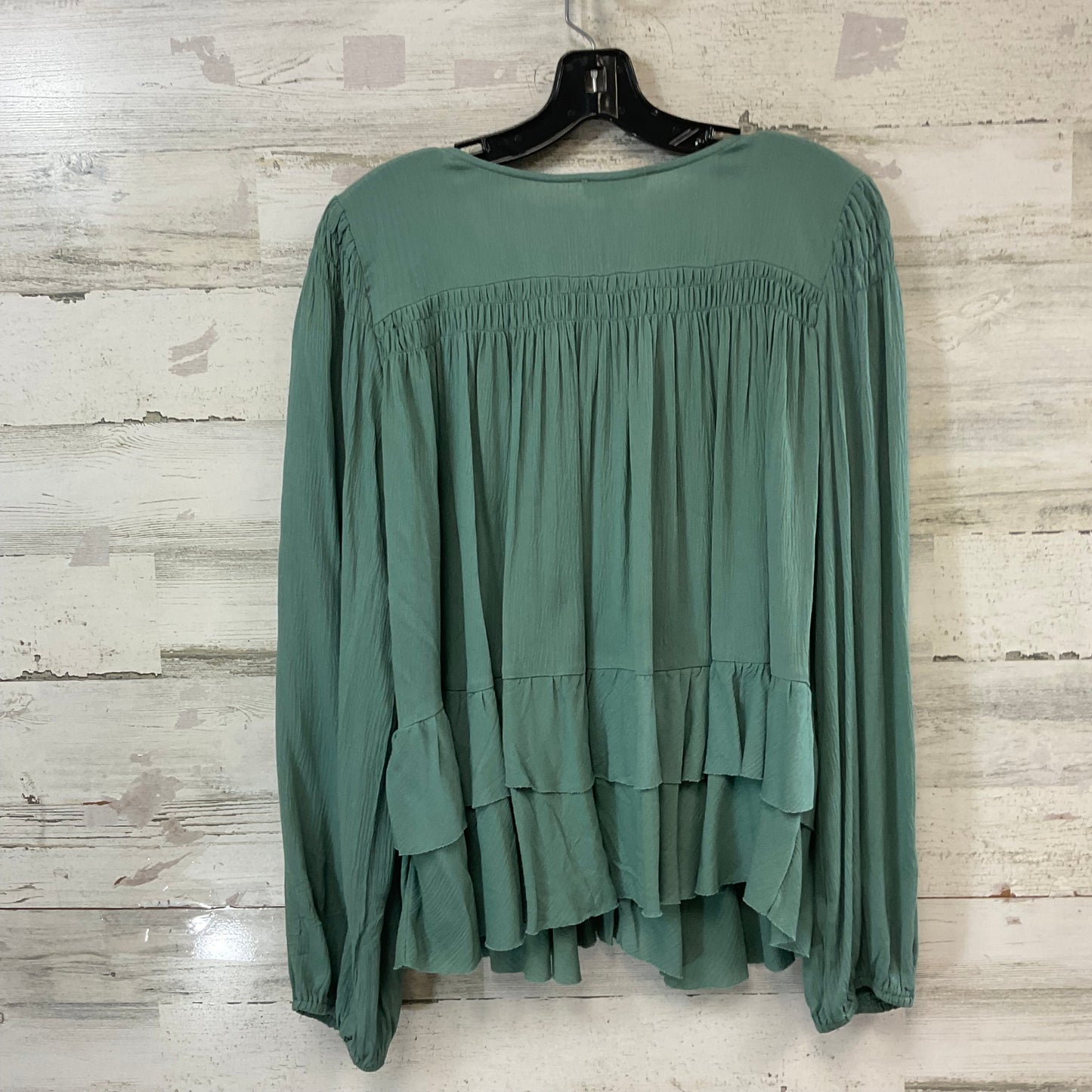 Top Long Sleeve By Easel In Green, Size: L