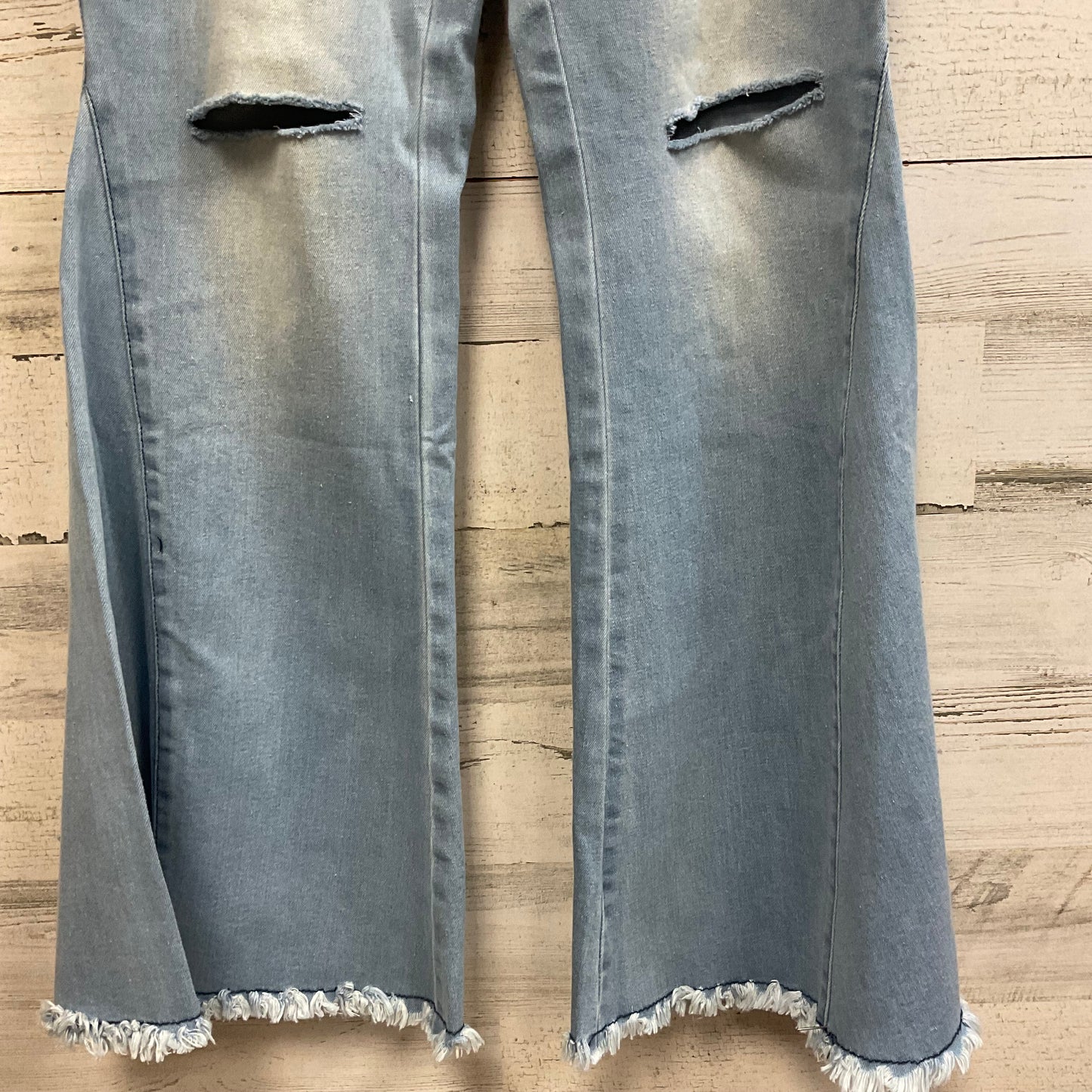 Jeans Flared By Clothes Mentor In Blue Denim, Size: M