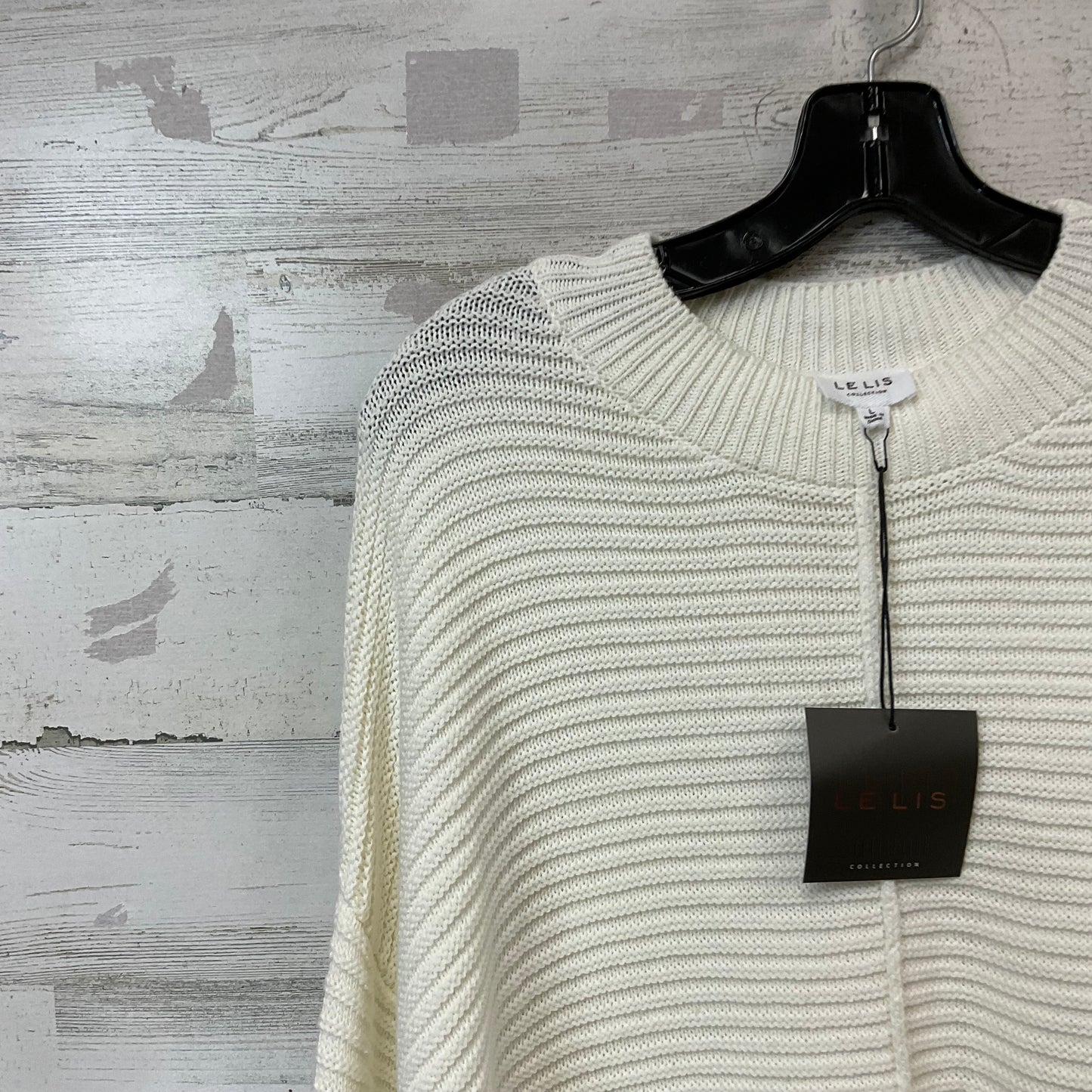 Sweater By Le Lis In Cream, Size: L