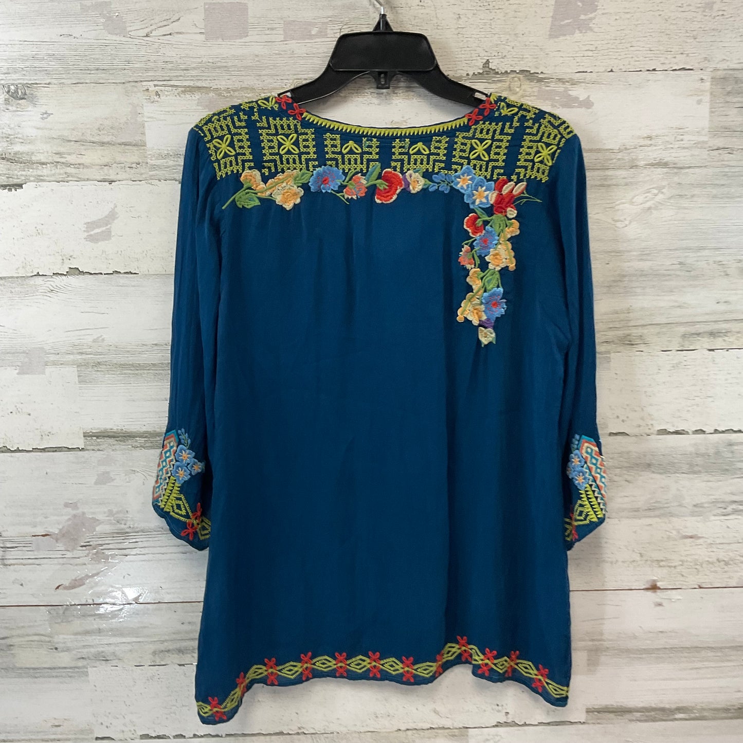 Blouse 3/4 Sleeve By Johnny Was In Blue, Size: S