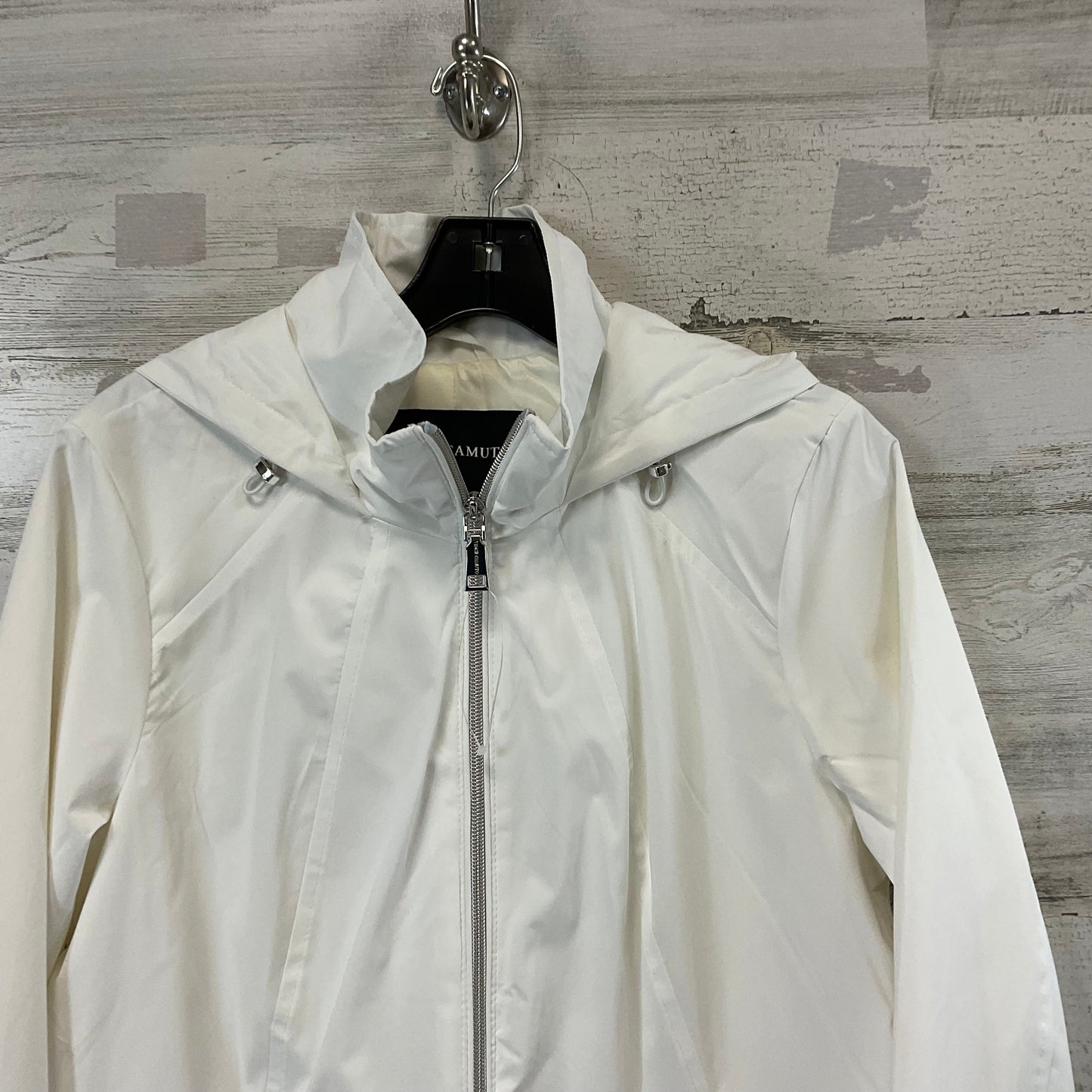 Jacket Windbreaker By Vince Camuto In White, Size: S