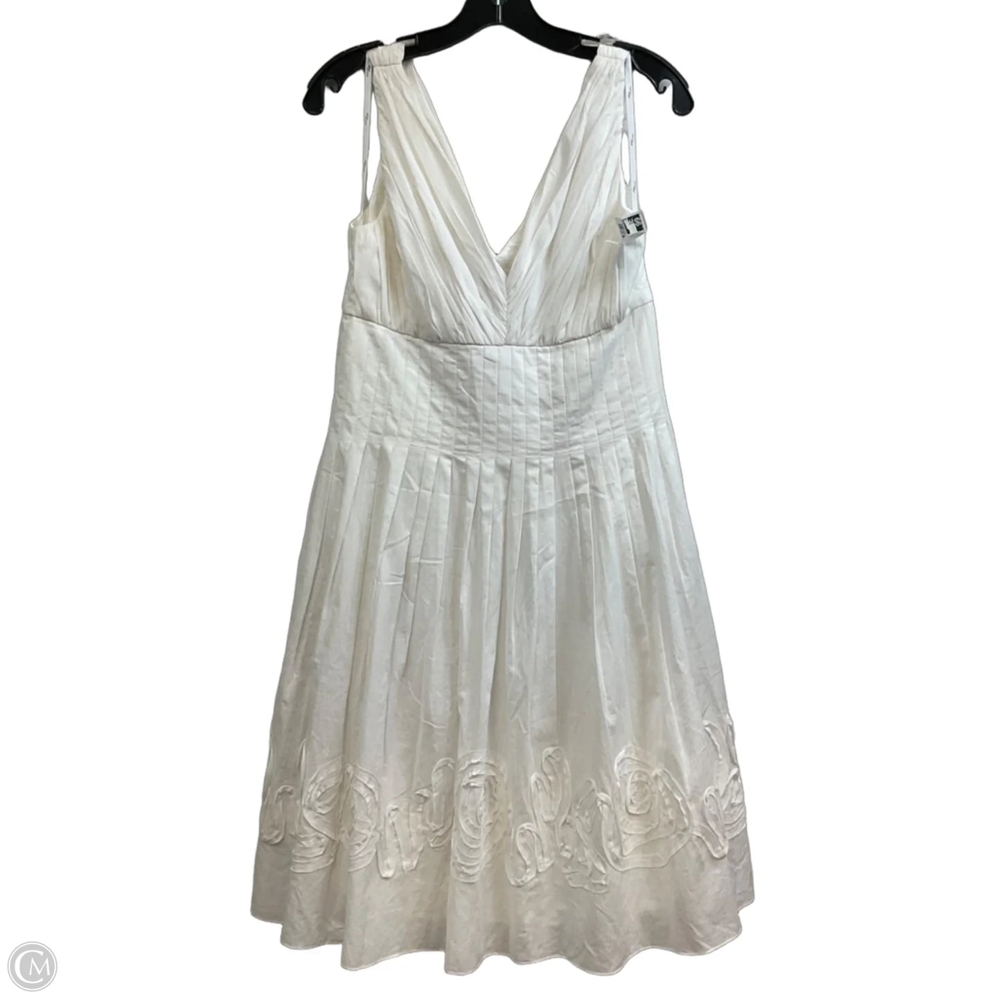 Dress Casual Short By SUZI CHIN In White, Size: M