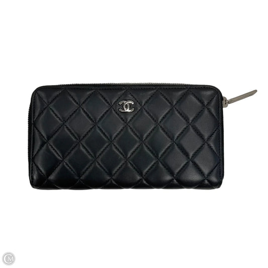 Wallet Luxury Designer By Chanel, Size: Medium
