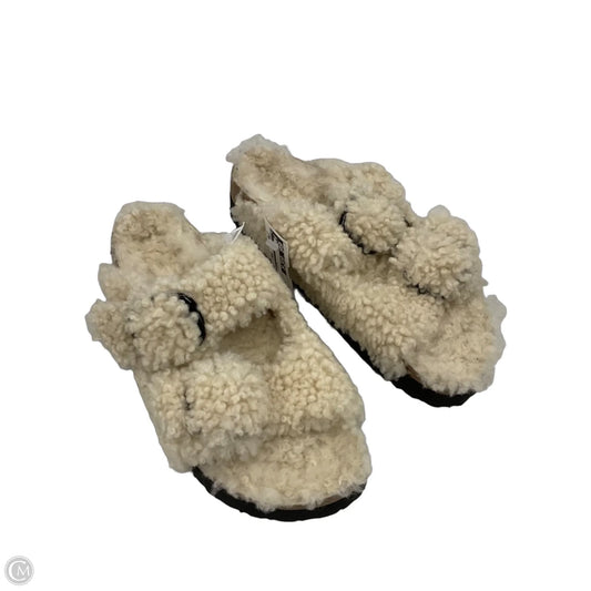Sandals Flats By Papillio In Cream, Size: 10