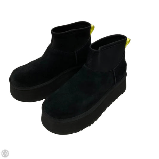 Boots Ankle Flats By Ugg In Black, Size: 8
