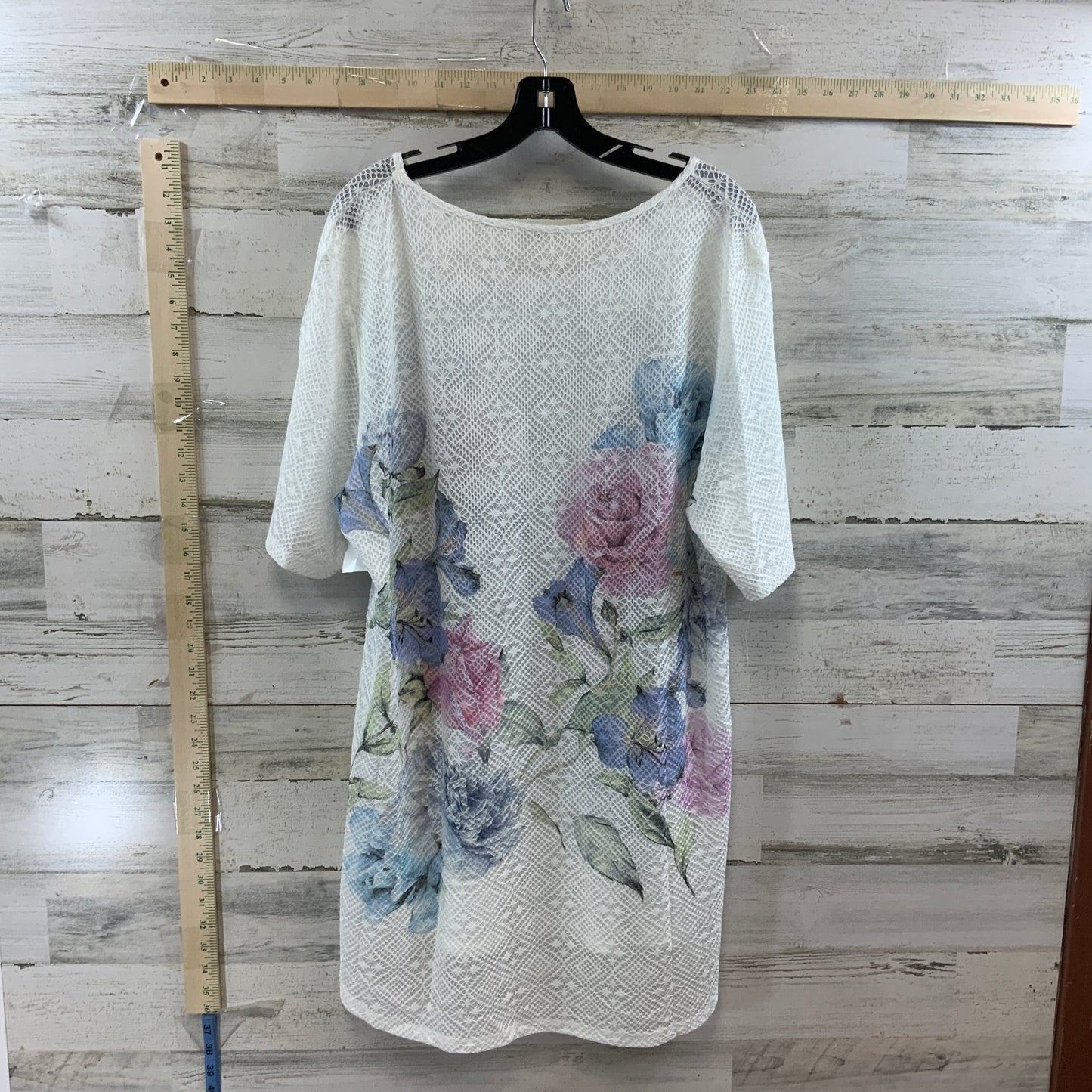 White Top Short Sleeve Blumin, Size 3x