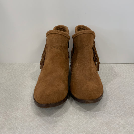 Boots Ankle Heels By Minnetonka In Brown, Size: 7.5