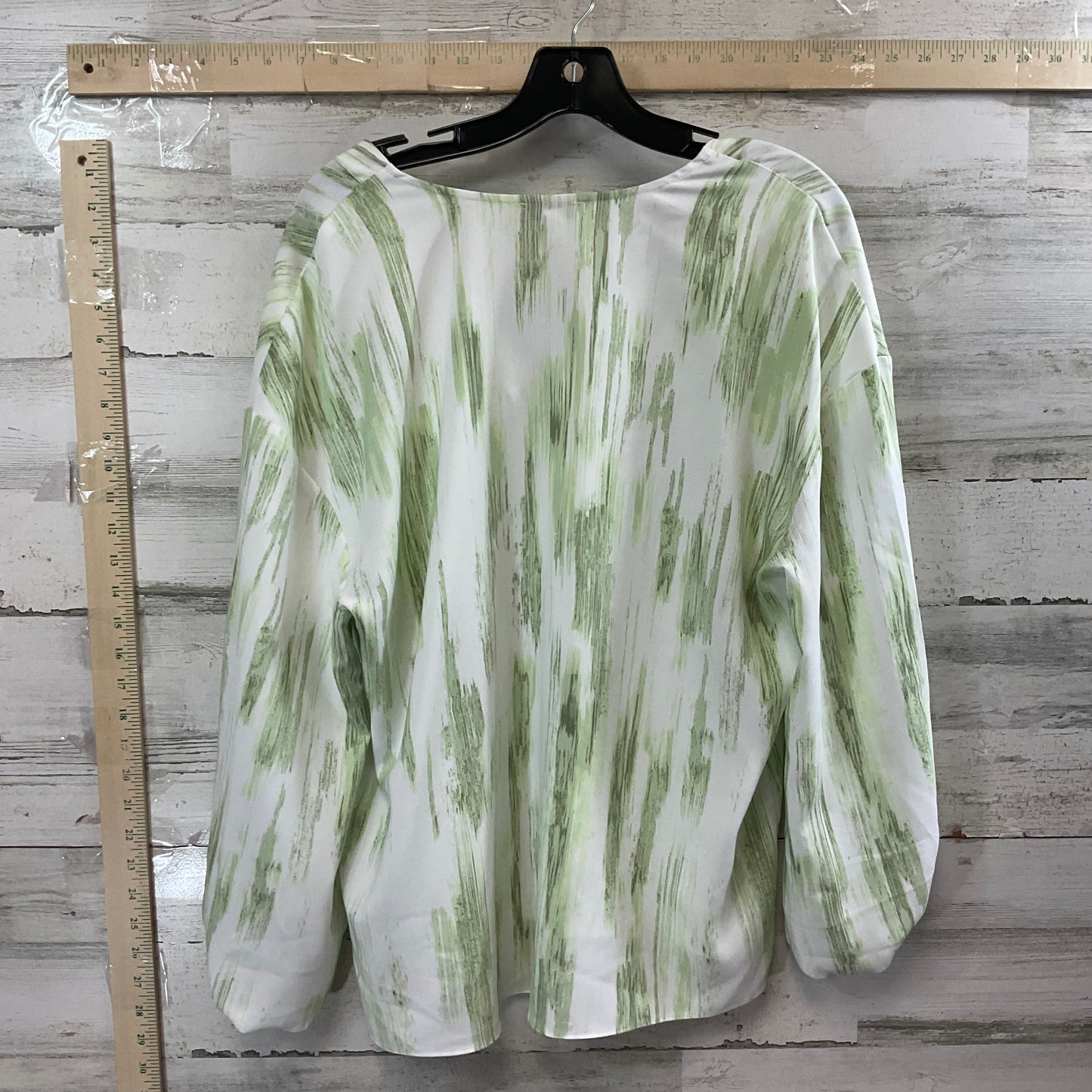 Blouse 3/4 Sleeve By Nordstrom In Green, Size: L