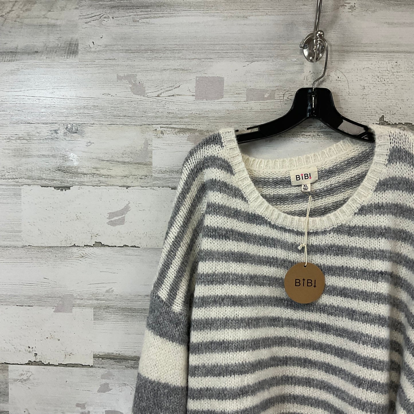 Sweater By Bibi In Grey, Size: Xl