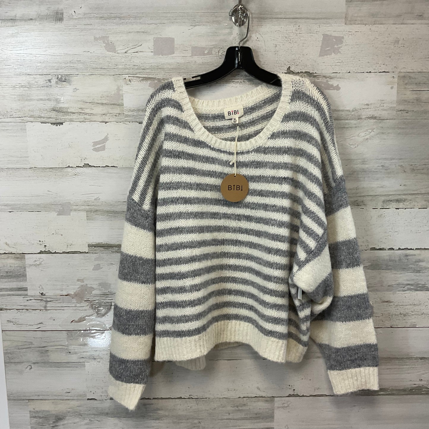 Sweater By Bibi In Grey, Size: Xl