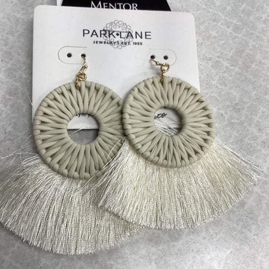 Earrings Dangle/drop By Park Lane