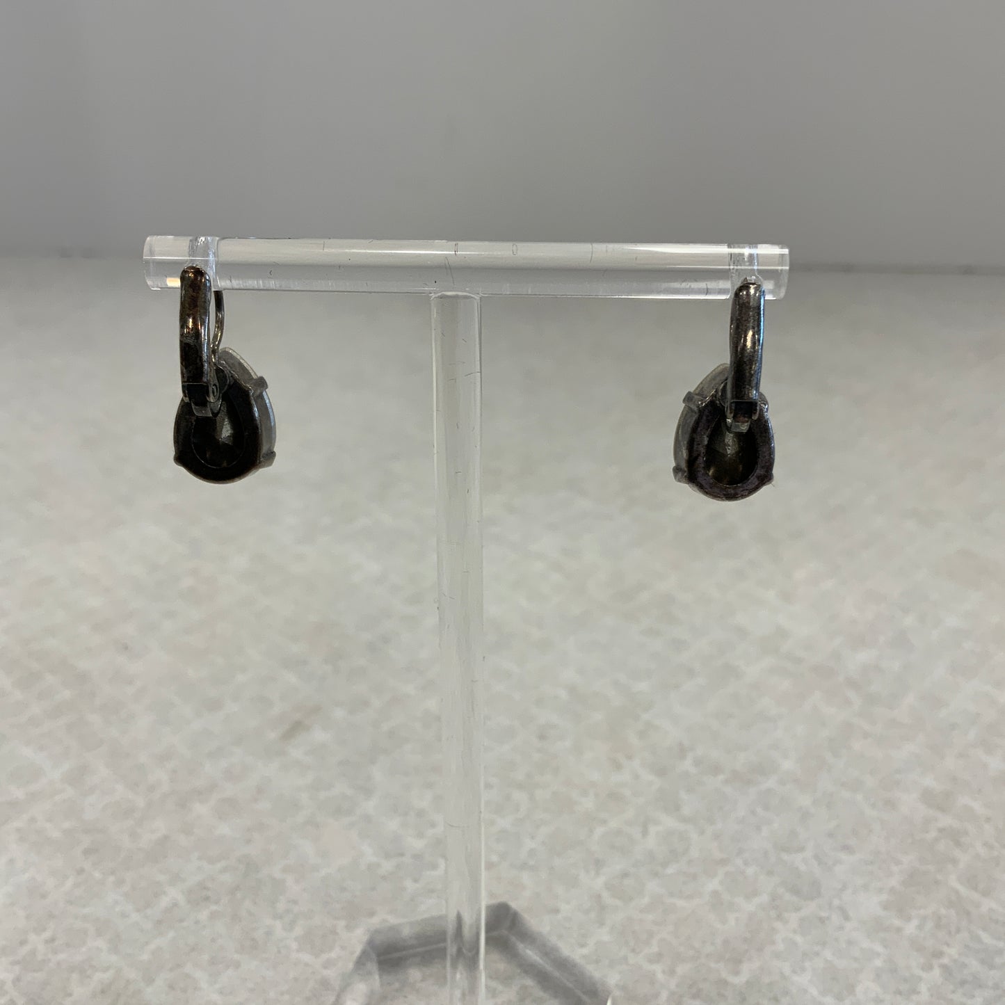 Earrings Dangle/drop By Mariana