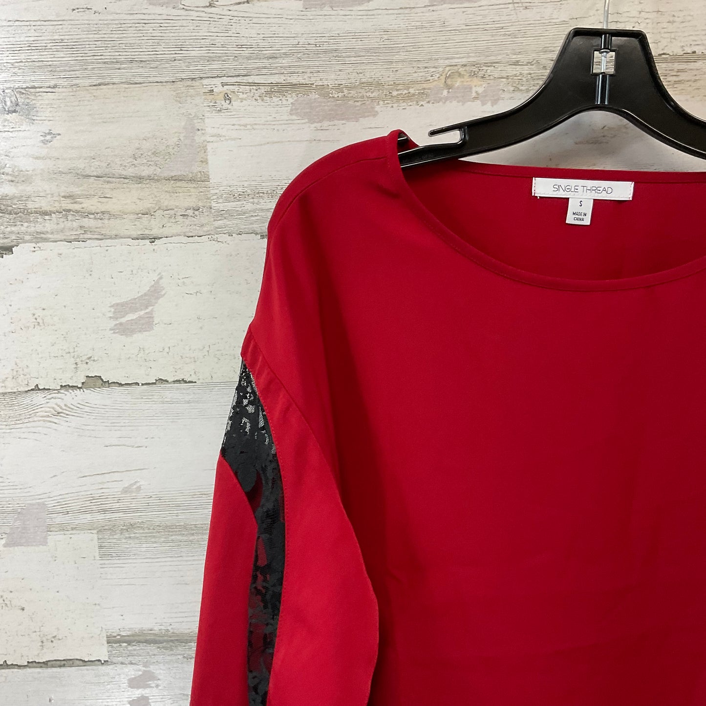 Top 3/4 Sleeve By SINGLE THREAD In Red, Size: S