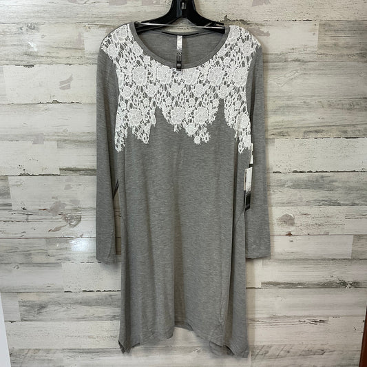 Dress Casual Short By Kensie In Grey, Size: M