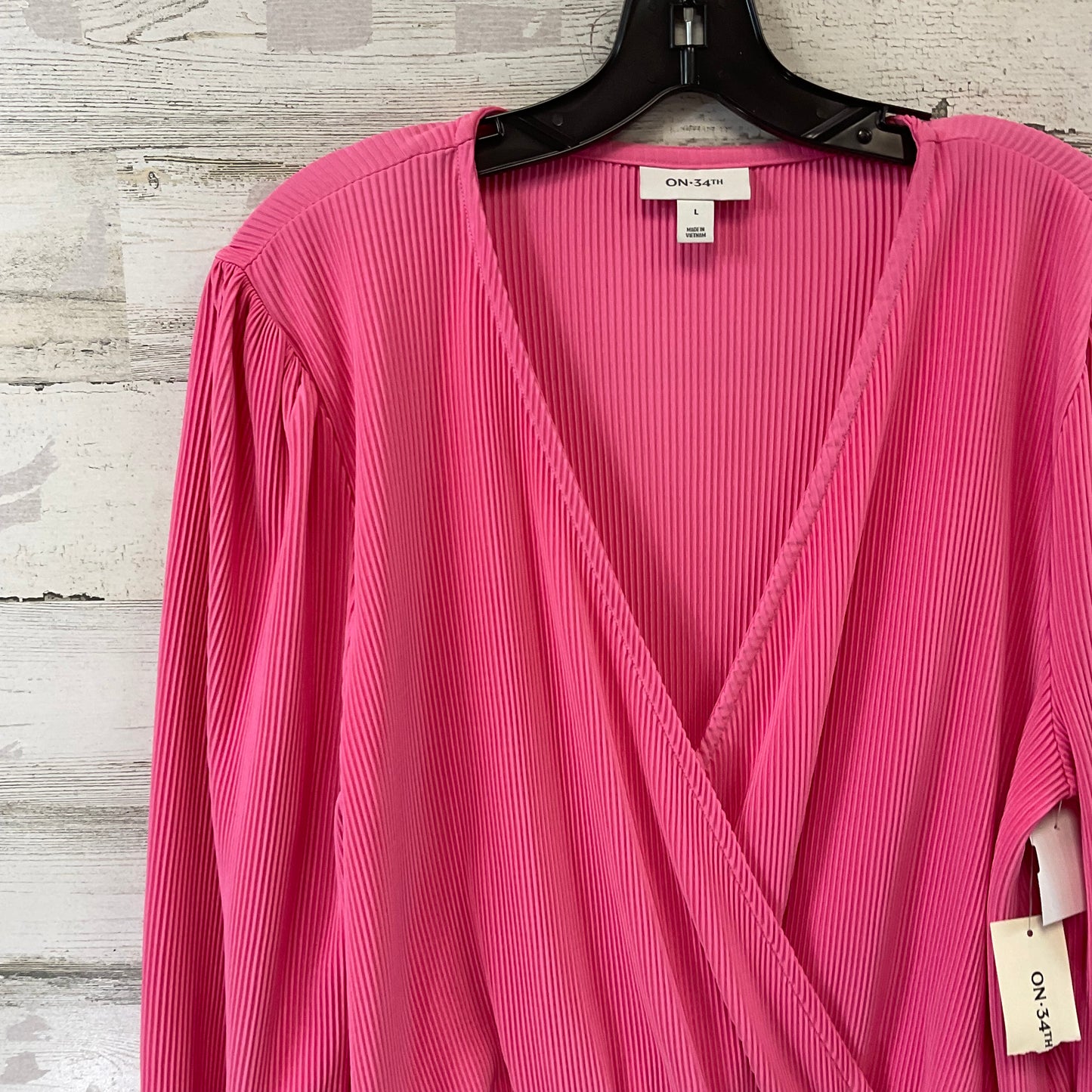 Top Long Sleeve By ON 34th In Pink, Size: L