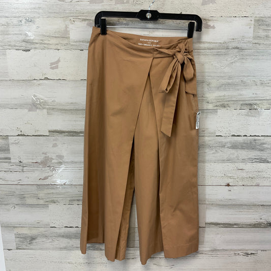 Pants Cropped By Banana Republic In Brown, Size: 2