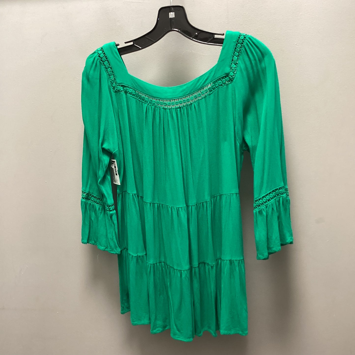 Top 3/4 Sleeve By JODIFYL In Green, Size: S