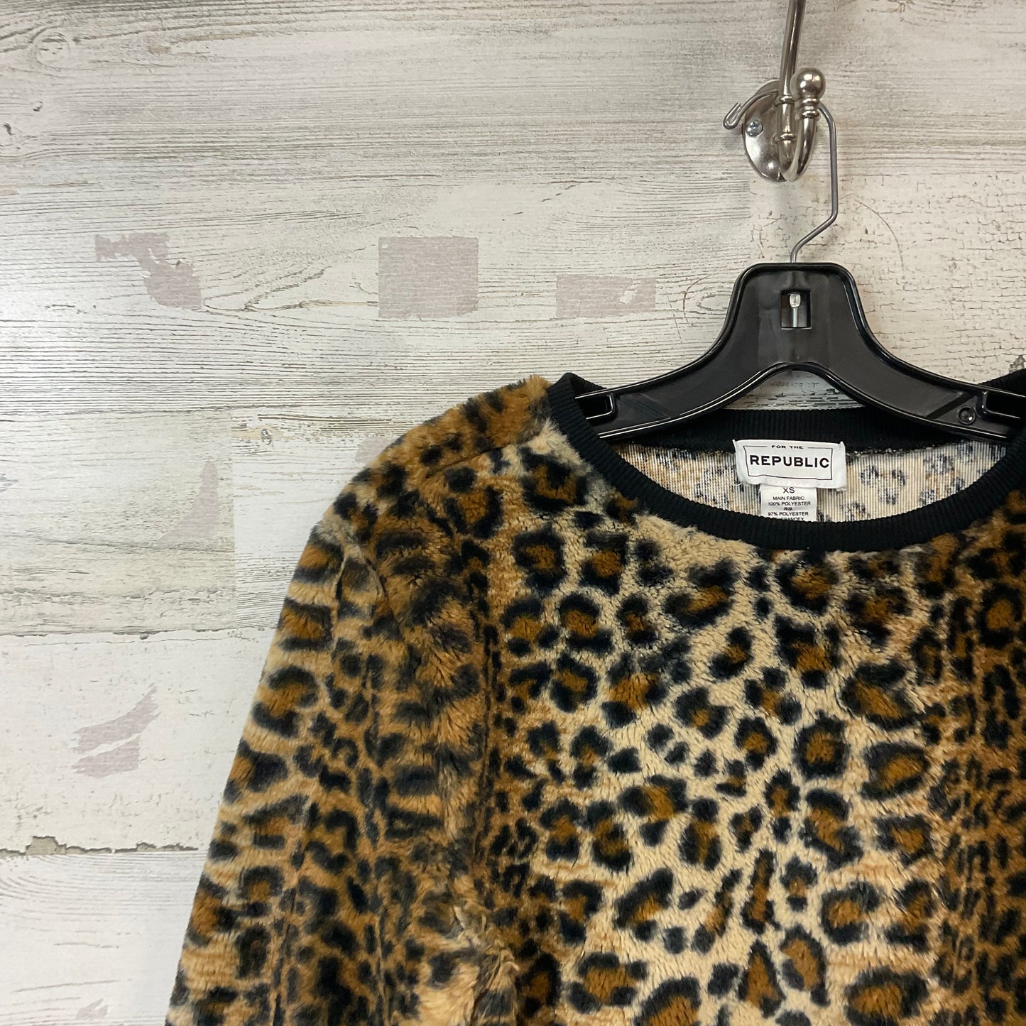 Top Long Sleeve By For The Republic In Animal Print, Size: Xs