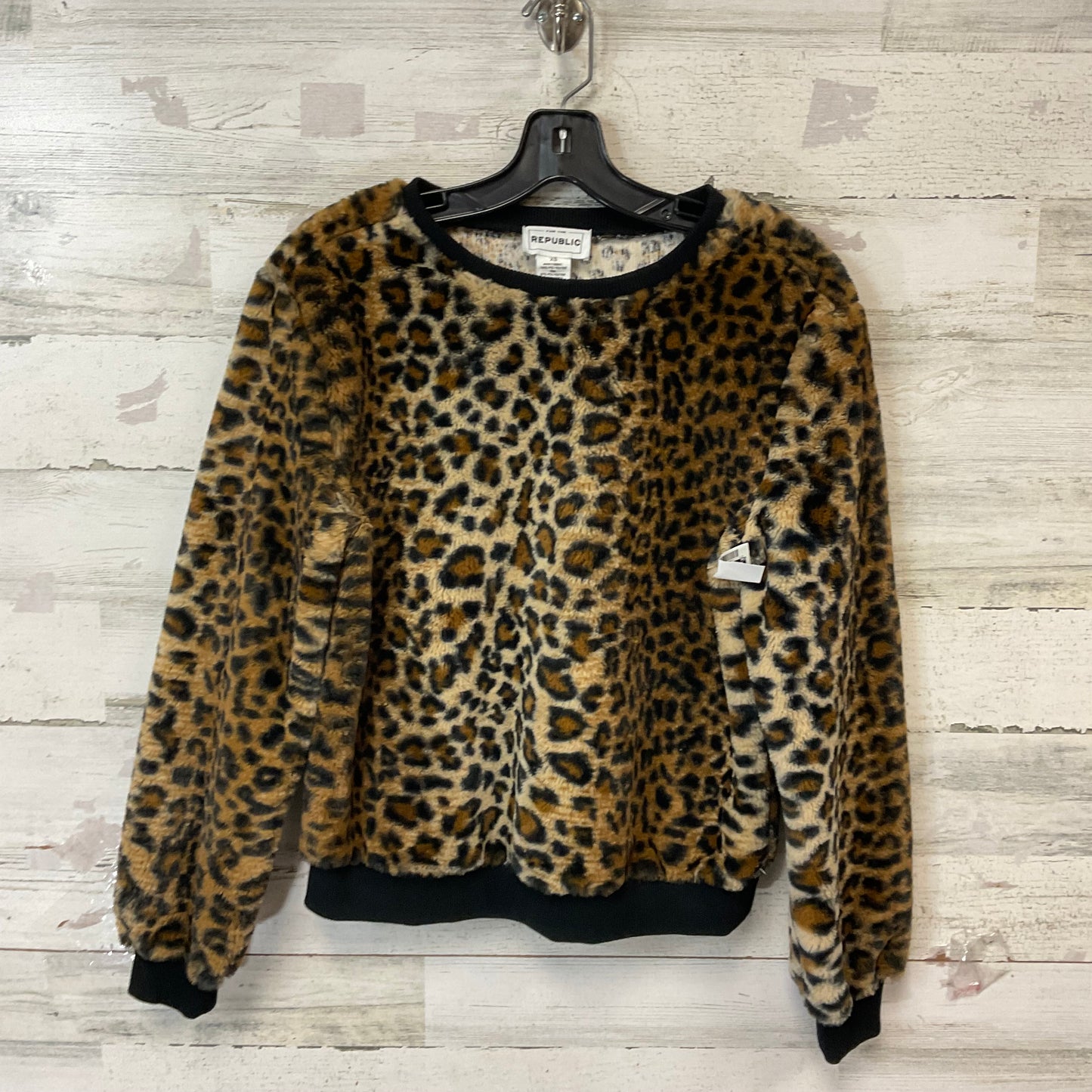 Top Long Sleeve By For The Republic In Animal Print, Size: Xs