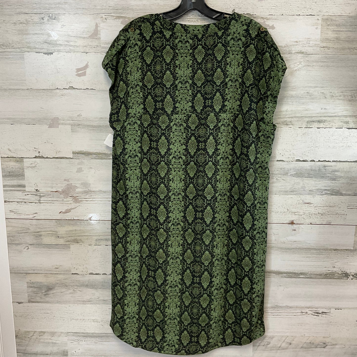 Dress Casual Short By Anthropologie In Green, Size: M