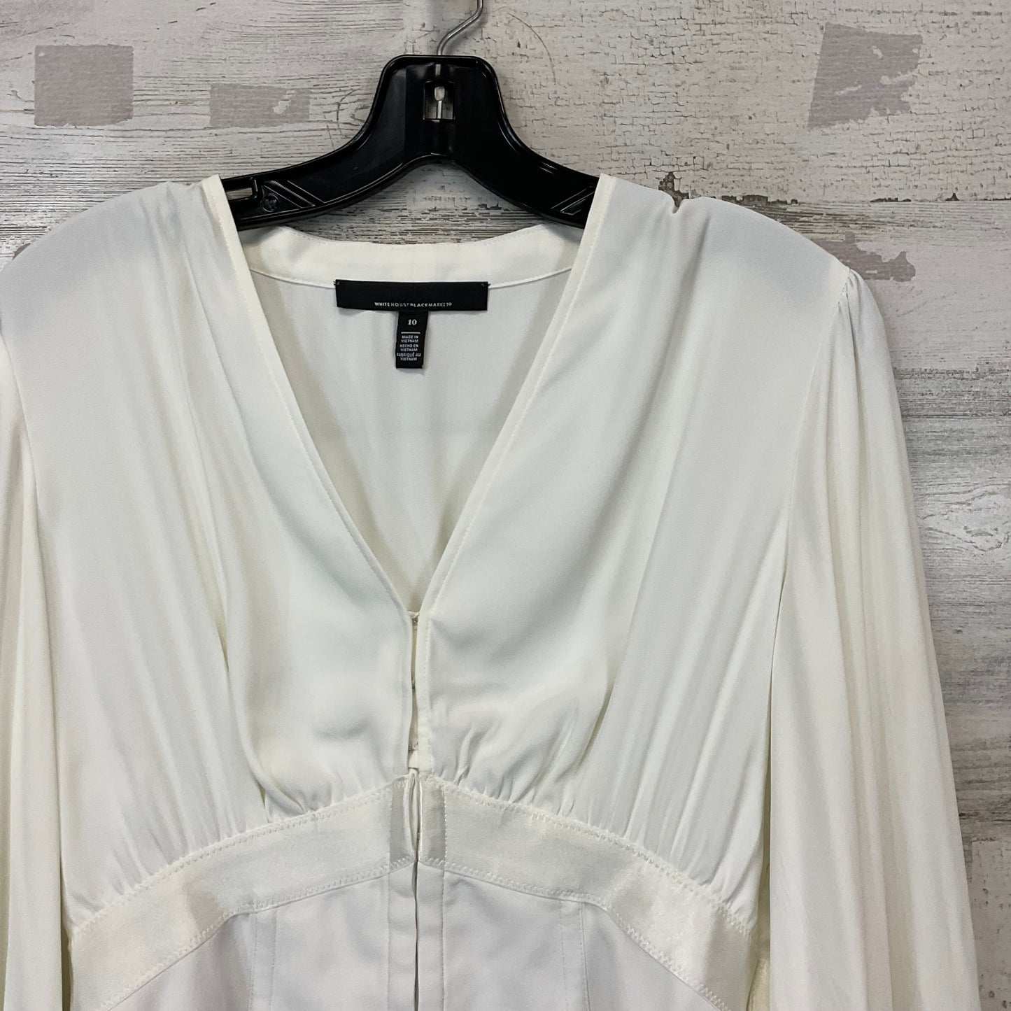 Blouse Long Sleeve By White House Black Market In White, Size: M