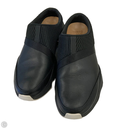 Shoes Sneakers By Sorel In Black, Size: 10