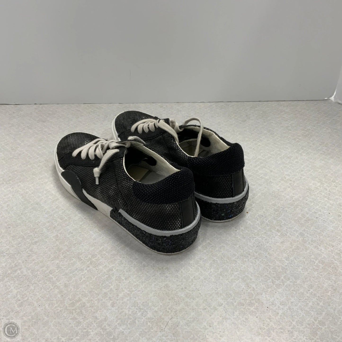 Shoes Sneakers By Dolce Vita In Black, Size: 6.5