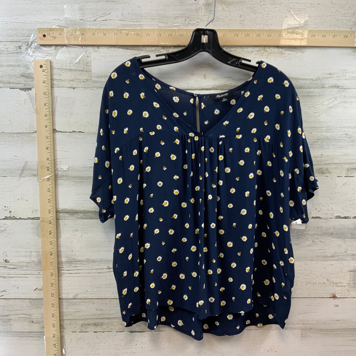 Top Short Sleeve By Madewell  Size: Xs