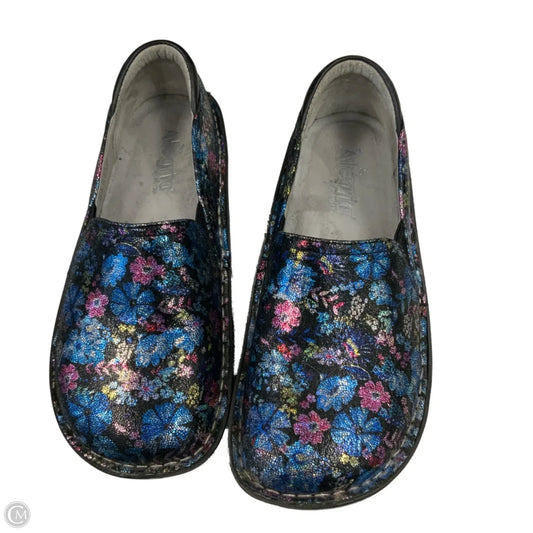 Shoes Flats By Alegria In Black, Size: 6