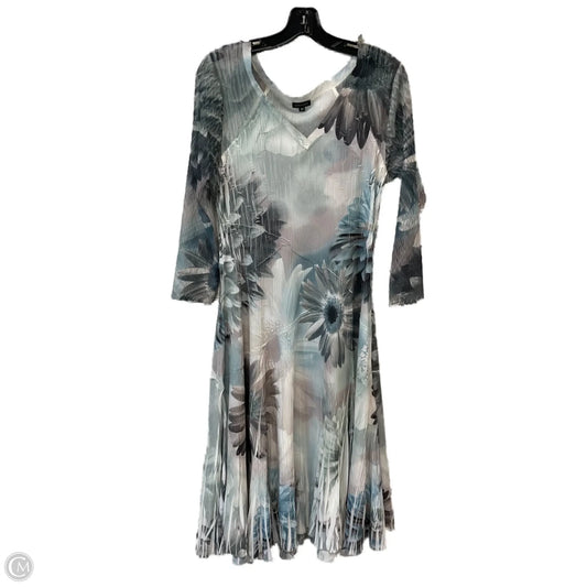 Dress Casual Midi By Komarov In Grey, Size: M