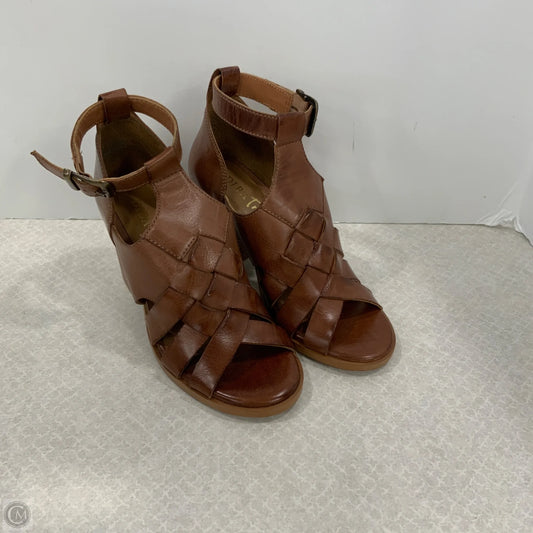 Sandals Heels Block By Diba In Brown, Size: 6