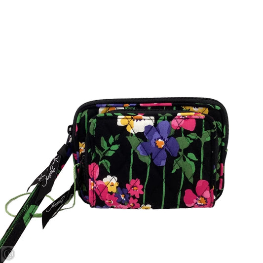 Wristlet By Vera Bradley, Size: Medium