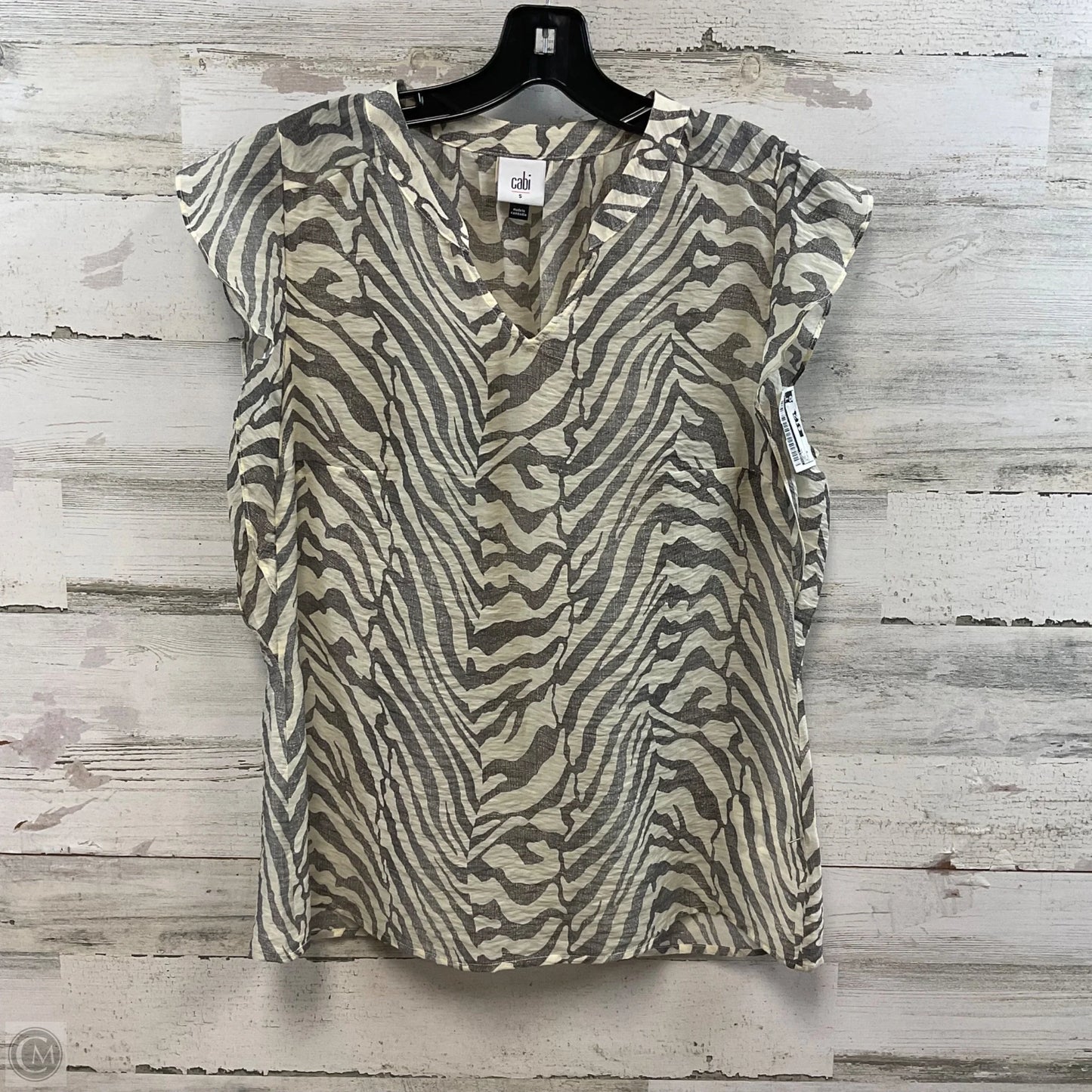 Top Short Sleeve By Cabi In Grey, Size: S