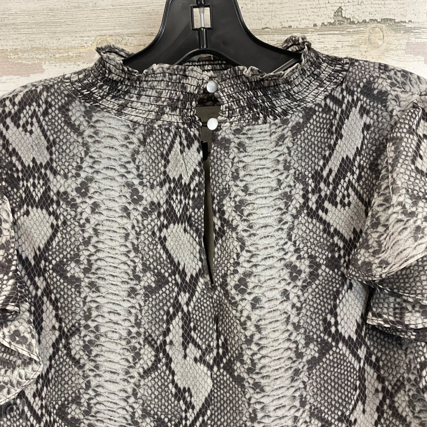 Blouse Short Sleeve By 1.state In Snakeskin Print, Size: M