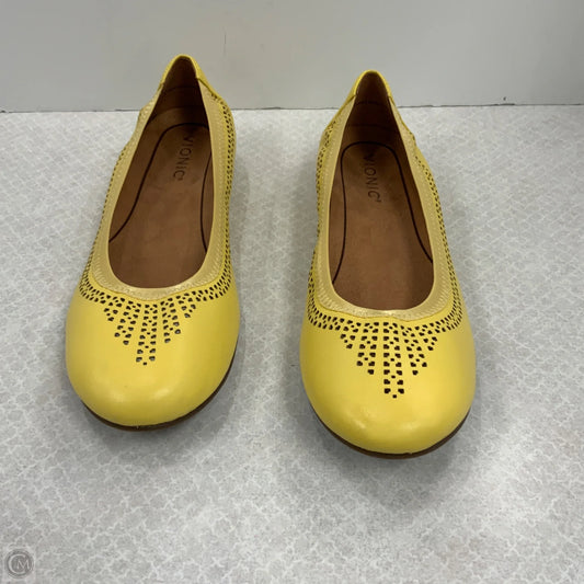 Shoes Flats By Vionic In Yellow, Size: 8