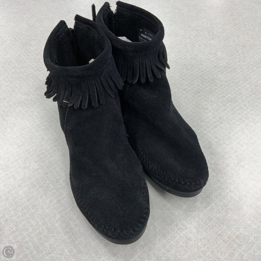 Boots Ankle Flats By Minnetonka In Black, Size: 9
