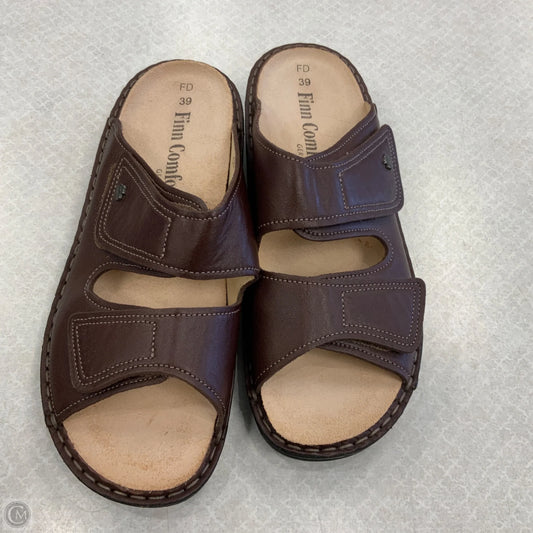 Sandals Flats By Finn Comfort In Brown, Size: 8.5