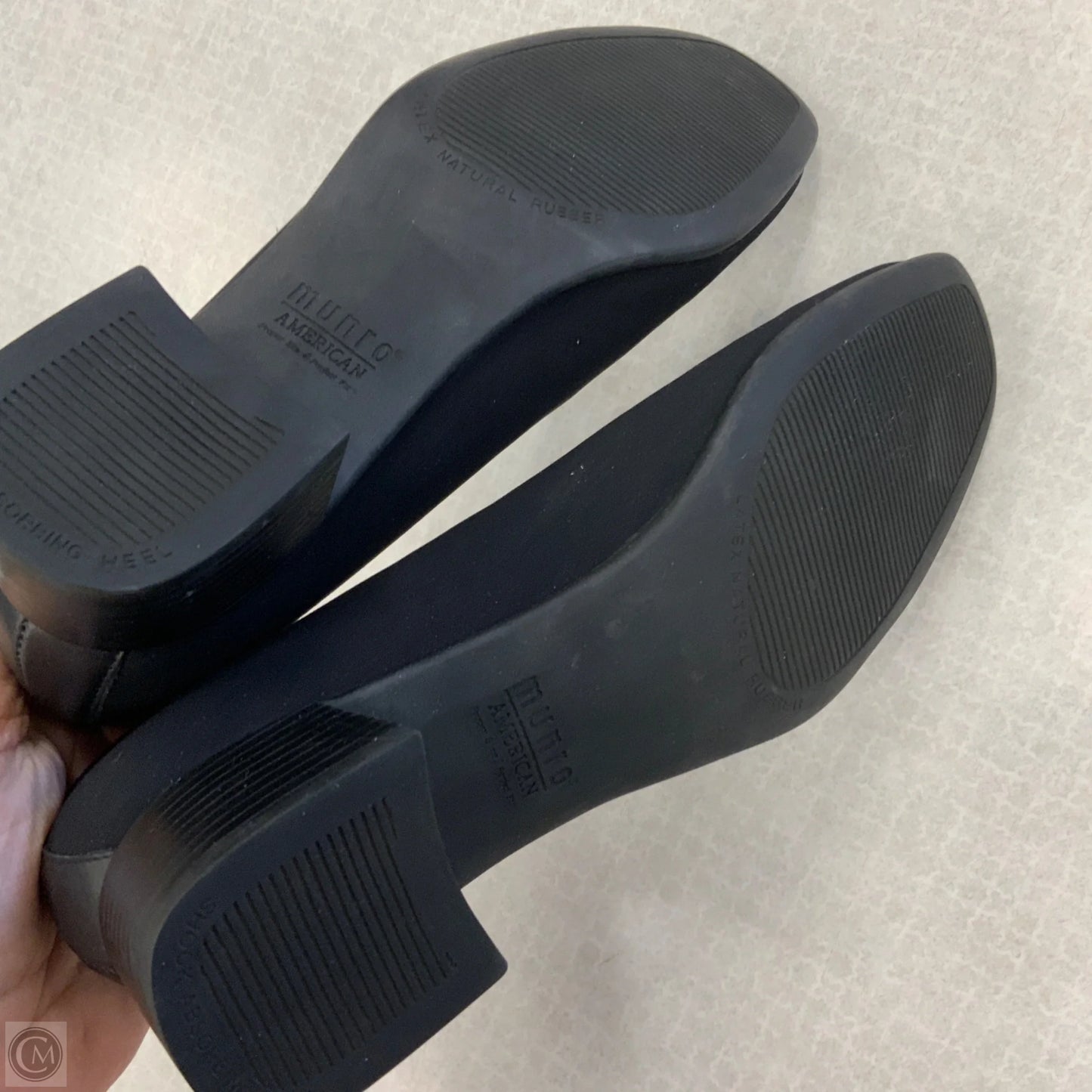 Shoes Heels Block By Munro In Black, Size: 7.5